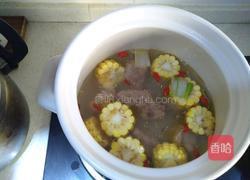 排骨枸杞玉米汤（冬季滋补）的做法图解3
