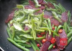 腊肠炒豆角的做法图解8