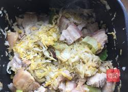 酸菜炖粉条炖猪肉的做法图解3