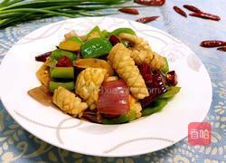青椒炒鱿鱼的做法图解1