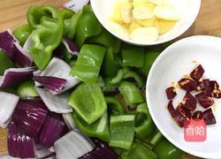 青椒炒鱿鱼的做法图解9