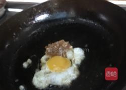肉煎蛋的做法图解5