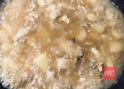 土豆炖鸡翅的做法图解7