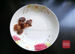 桂圆莲子八宝粥的做法图解2