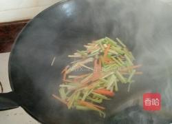 芹菜炒牛肉的做法图解4