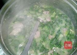 芥菜肥肠粥的做法图解7