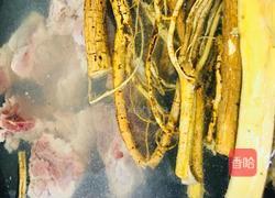 五指毛桃蜜枣汤的做法图解2