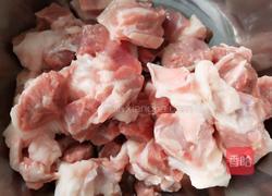 牛肉炖菜的做法图解1