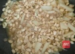 土豆炖黄豆芽的做法图解8