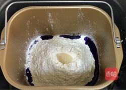 全麦坚果麻薯软欧包的做法图解3