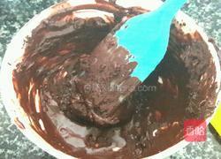 可可旋风蛋糕卷的做法图解2