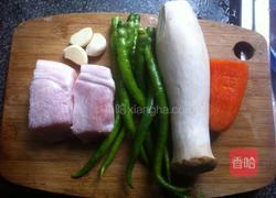 杏鲍菇炒肉的做法图解1