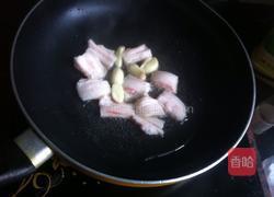 杏鲍菇炒肉的做法图解3