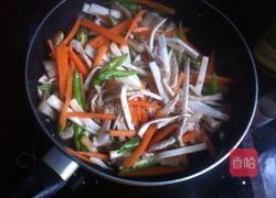 杏鲍菇炒肉的做法图解5