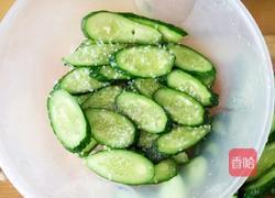 快腌黄瓜咸菜的做法图解3