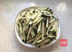 清炒茄丝的做法图解1