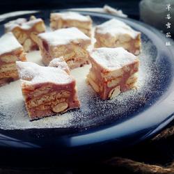 草莓夹心雪花酥的做法[图]