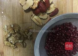 红枣核桃红豆浆的做法图解3