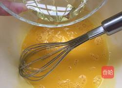 超级松软百搭的戚风蛋糕的做法图解3