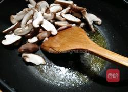 香菇炒圆椒的做法图解5