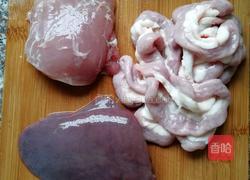 猪肝粉肠瘦肉粥的做法图解1