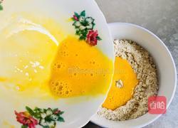 燕麦鸡蛋饼的做法图解3