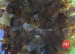 桃胶炖桂圆的做法图解2