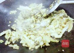 酸菜扣肉的做法图解6