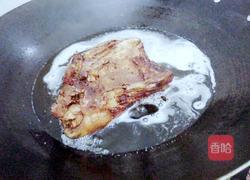 酸菜扣肉的做法图解7