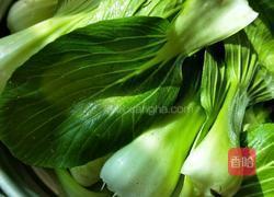 香菇扒油菜的做法图解1