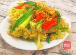 虾皮炒花菜的做法图解1