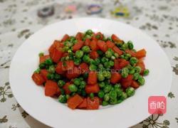 豌豆炒胡萝卜的做法图解6