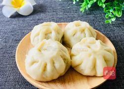 荠菜猪肉馅包子的做法图解1