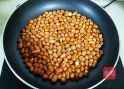 炒花生米的做法图解3
