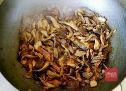 肉片炒蘑菇的做法图解11