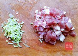 香菇肉丁焖饭的做法图解1