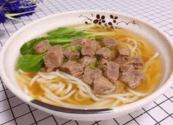 家常牛肉面