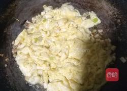 鸡蛋炒粉的做法图解4