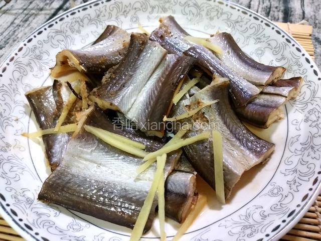 出锅。喜欢还可以加点生抽或者浇热花椒油都行。
