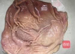 莲子猪肚汤的做法图解4