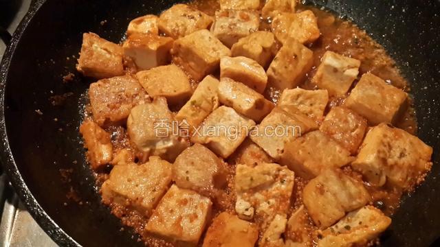 慢慢至汤汁浓稠