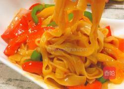 三椒炒冷面的做法图解11