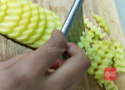 炸土豆花的做法图解2