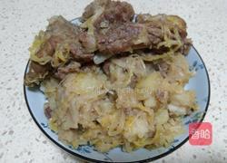 猪肉烩酸菜的做法图解12