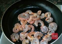 滑蛋虾仁饭的做法图解5