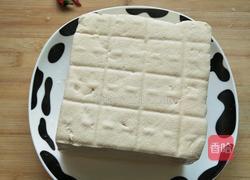 家常酱炖豆腐的做法图解1