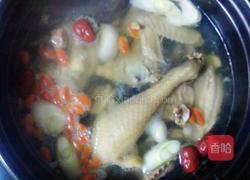 红枣枸杞鸡公煲的做法图解3