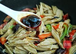 杂蔬香菇烧腐竹的做法图解10