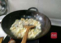 鲜果炒鸡丁的做法图解5