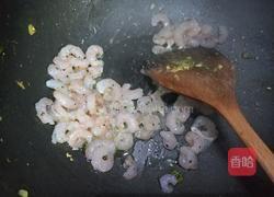 避风塘虾仁的做法图解2